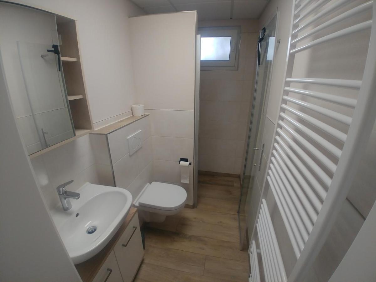 Monteur- Und Ferienwohnung Gemmer 52Qm Herold Eksteriør bilde